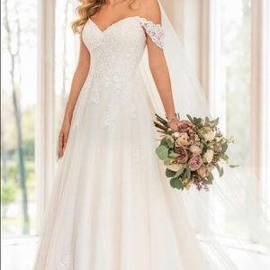 New Never Altered Stella York Bridal Gown